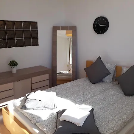 Kfip Apart Spodek 200m Five Apartment