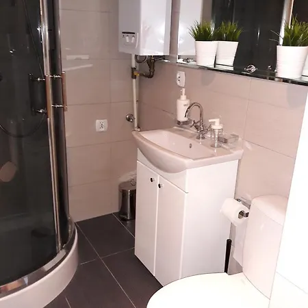 Kfip Apart Spodek 200m Five Apartment